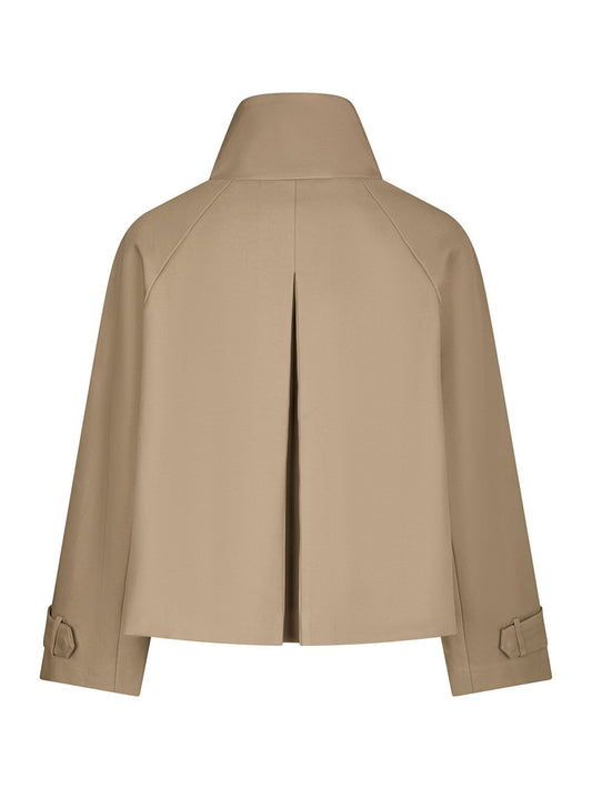 Neo Noir Ezera-takki, hiekka