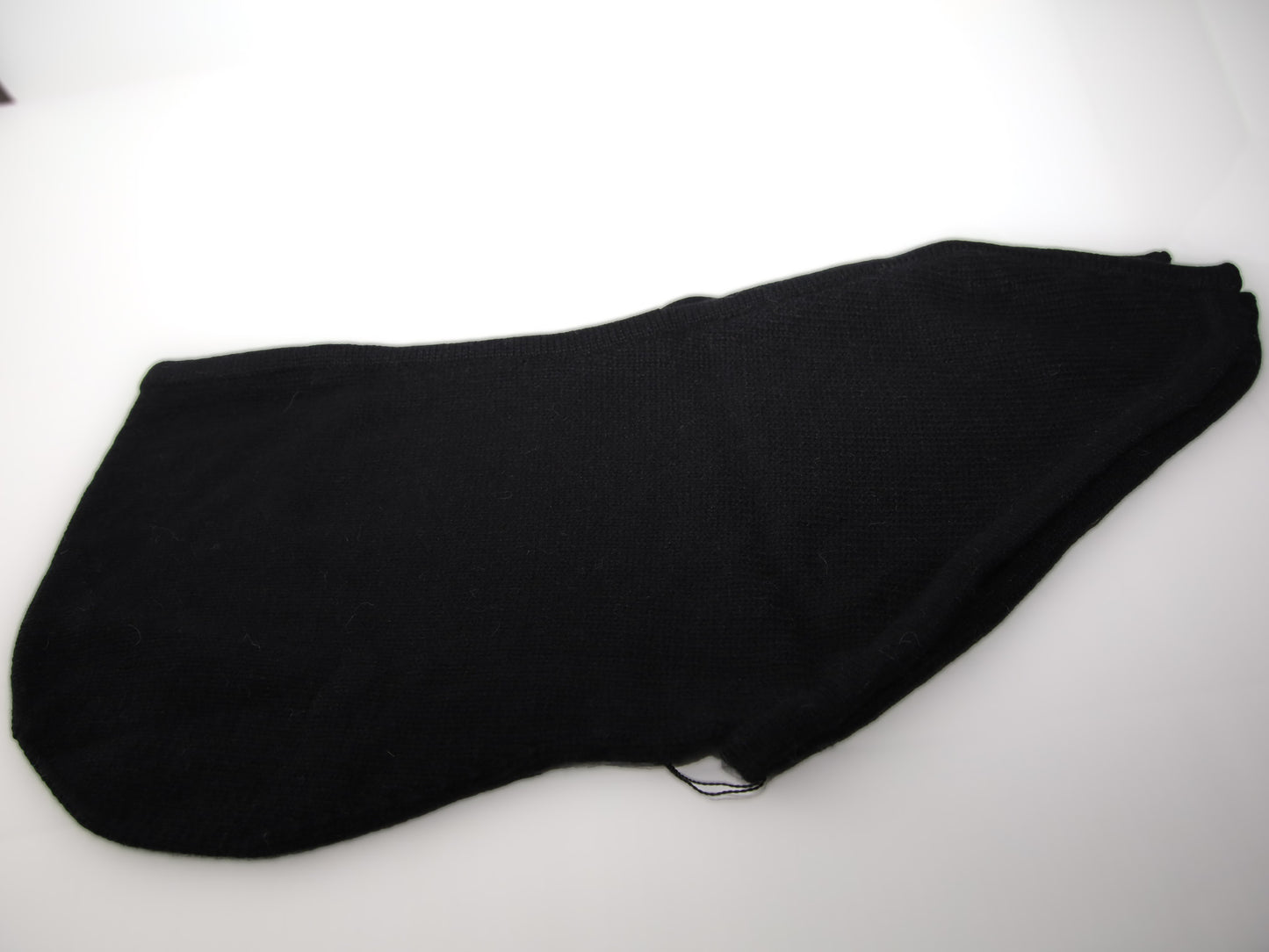 Tenerife-huppu, musta