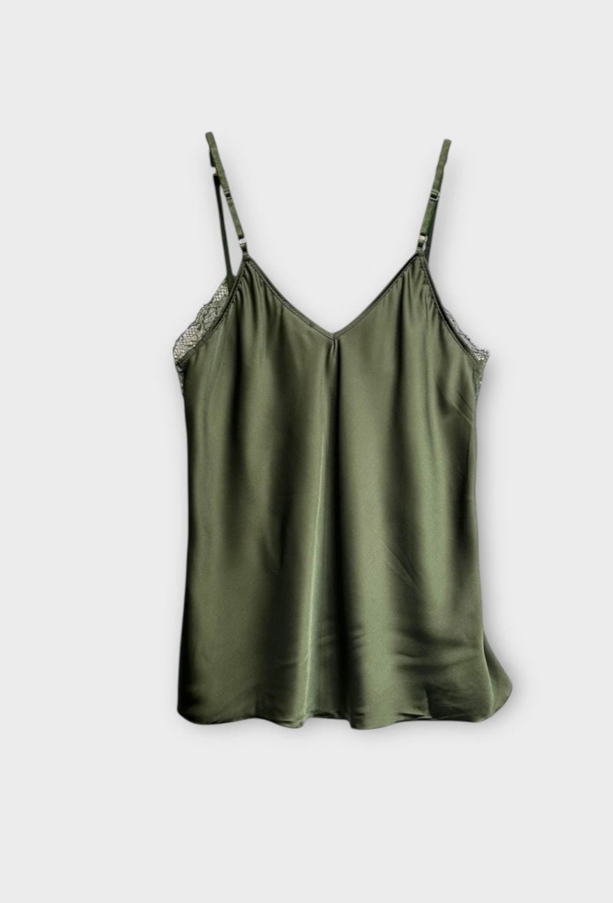 Toppi, khaki