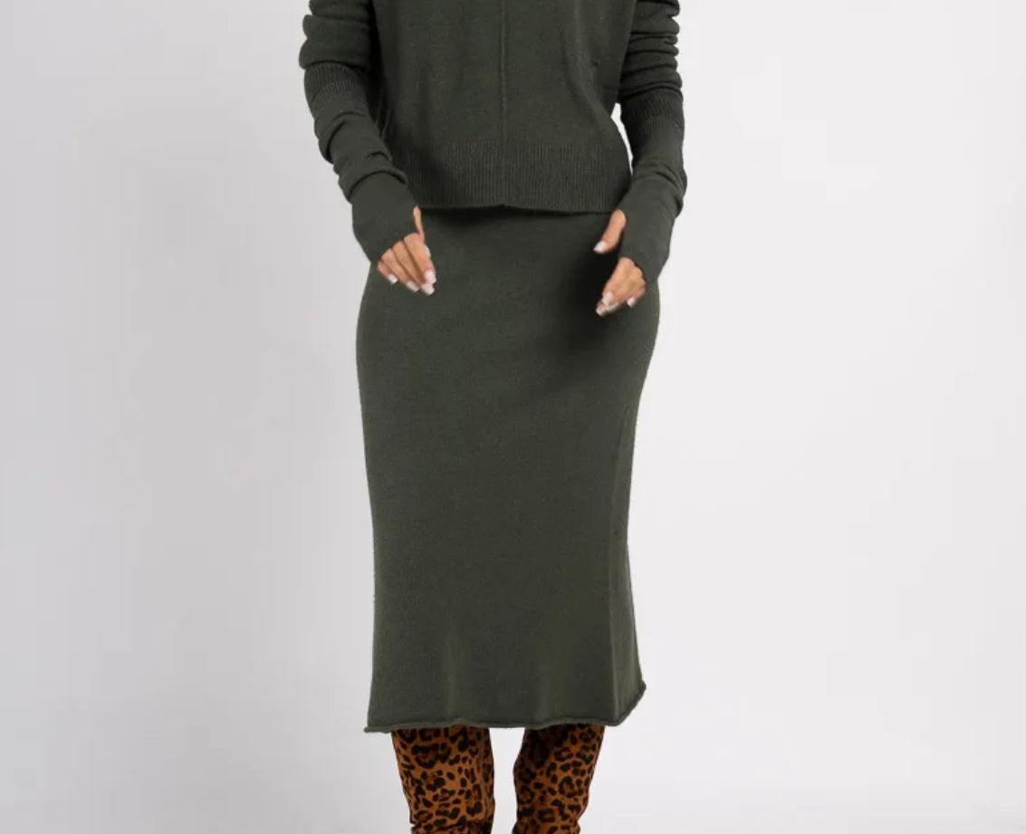 Polvimittainen hame, khaki