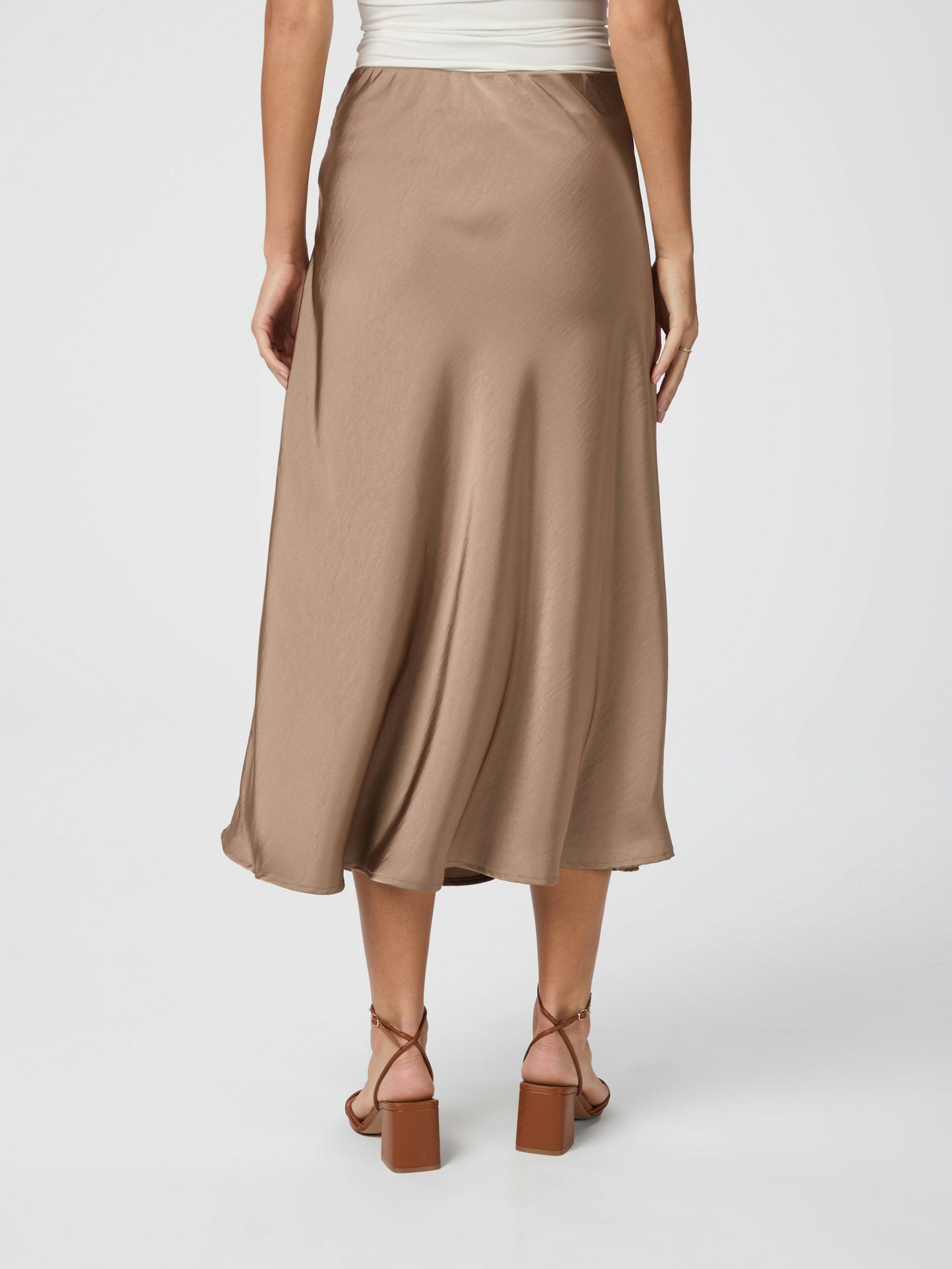 Neo Noir Bovary hame, tumma taupe