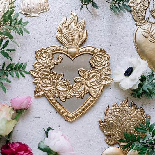 Seinäkoriste Discret, sydän kukilla