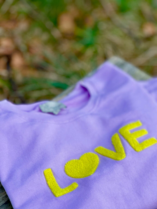 Love -collegepaita laventeli