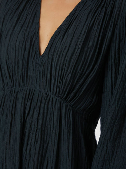 Neo Noir Silfi  Crepe-mekko