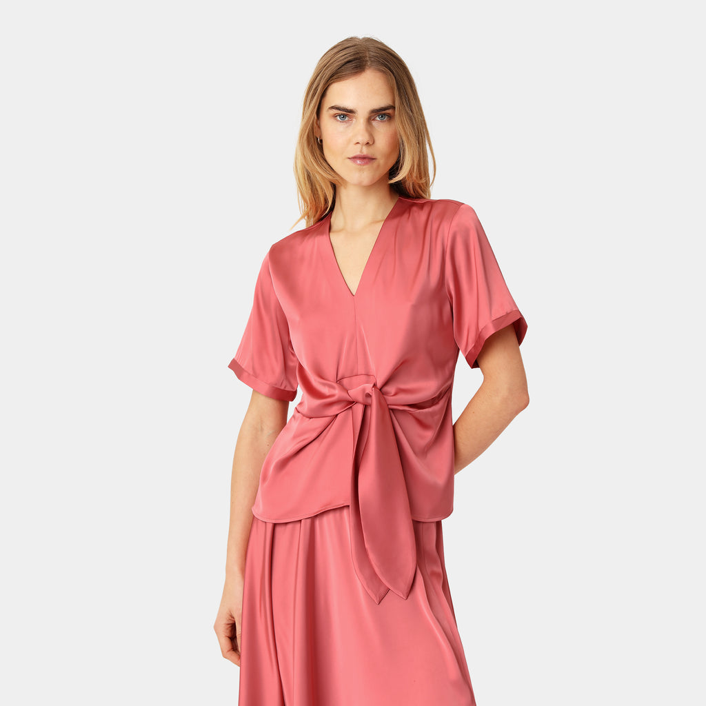 KARMAMIA Blair Blouse – koralli