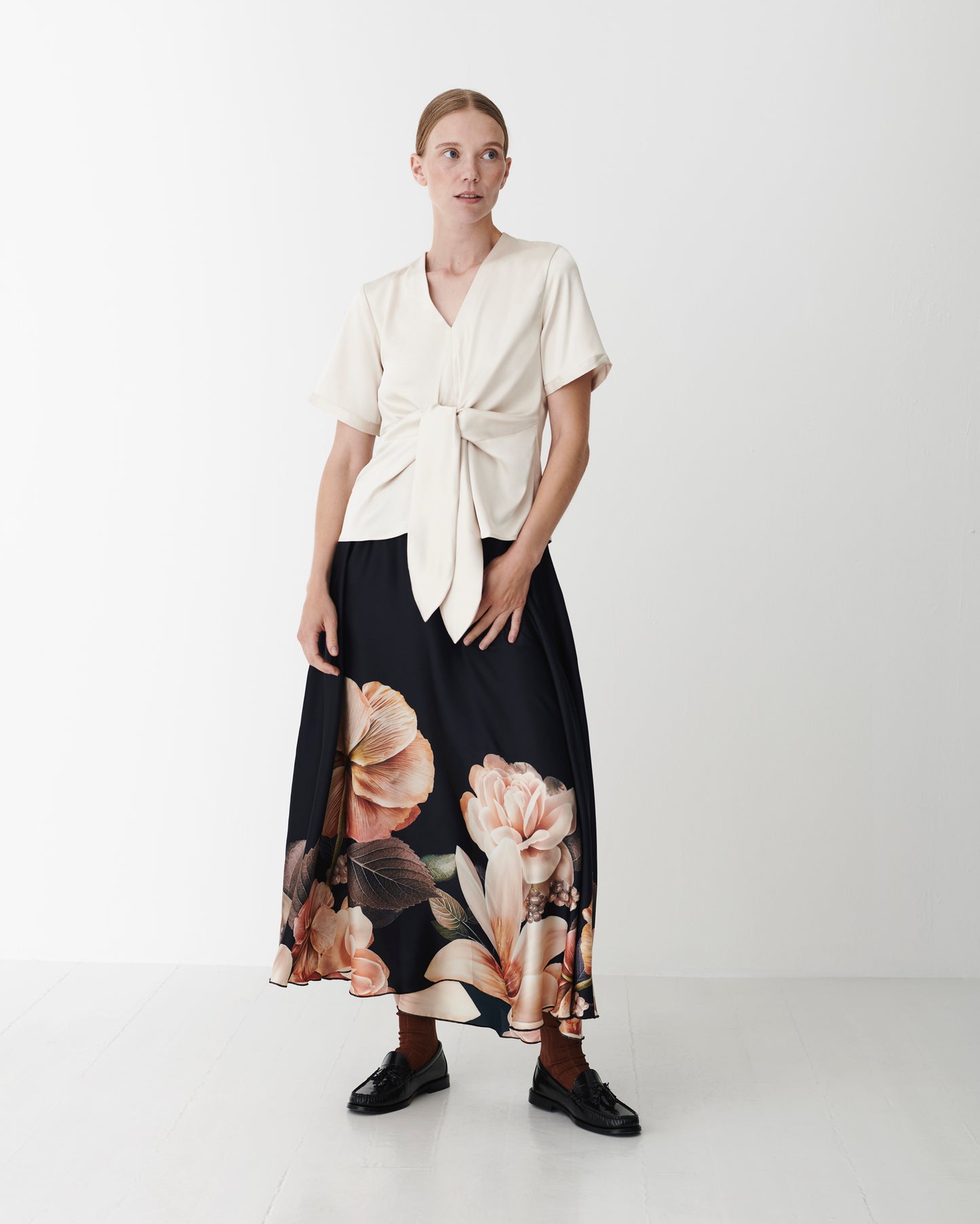 KARMAMIA Blair Blouse – posliini