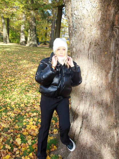 Ezra-pipo, valkoinen