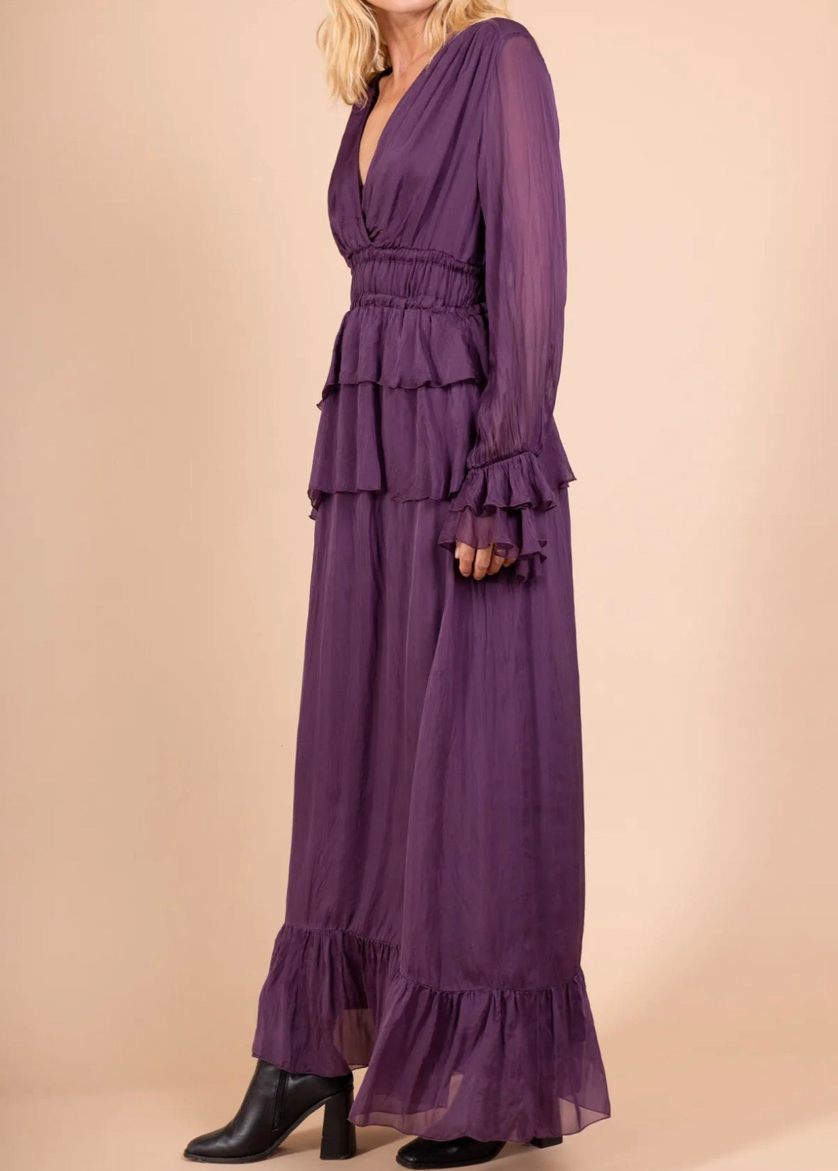 Silkkiviskoosi juhlamekko, lila