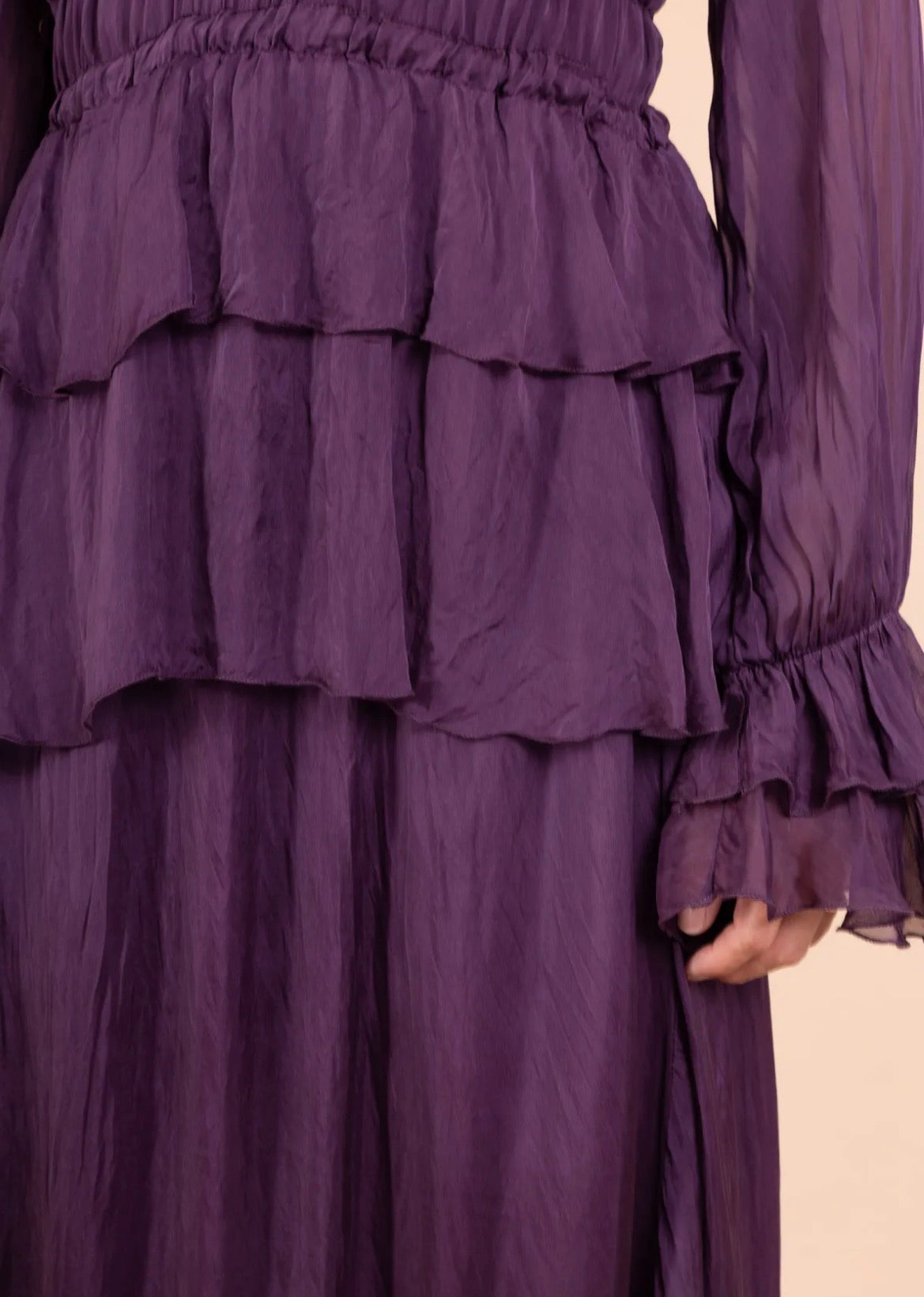 Silkkiviskoosi juhlamekko, lila