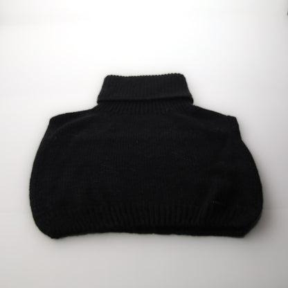 Colet-kauluri, musta