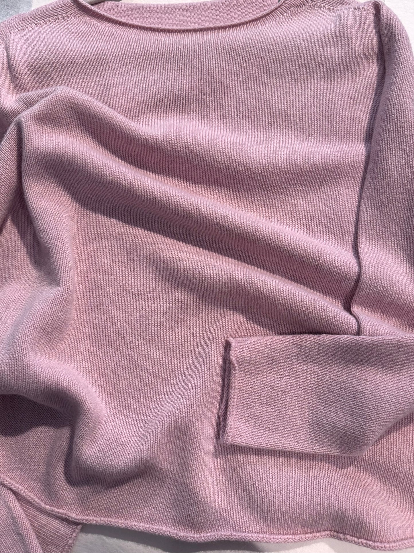 Neule, vaaleanpunainen