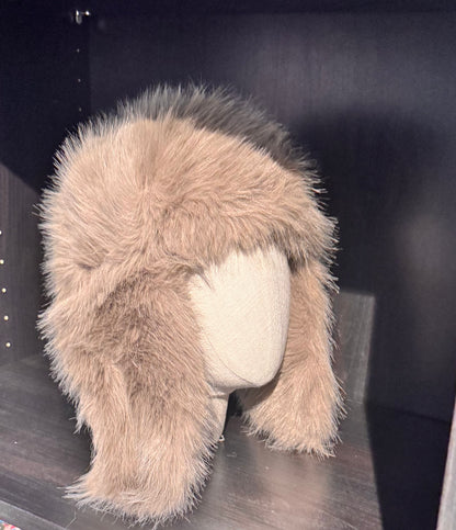 Root-hattu, capuccino