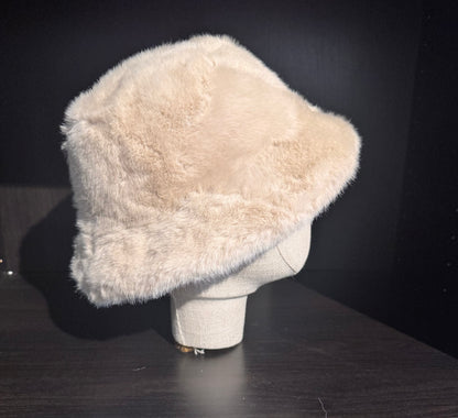 Lane-hattu, vaaleabeige