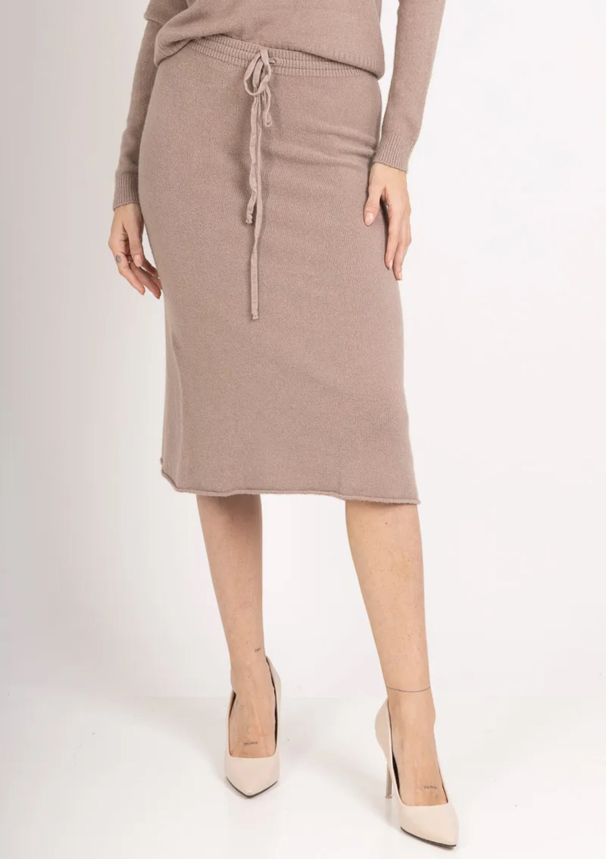 Polvimittainen hame, beige