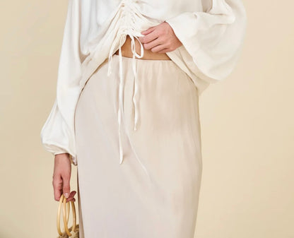 Silkkiviskoosihame beige