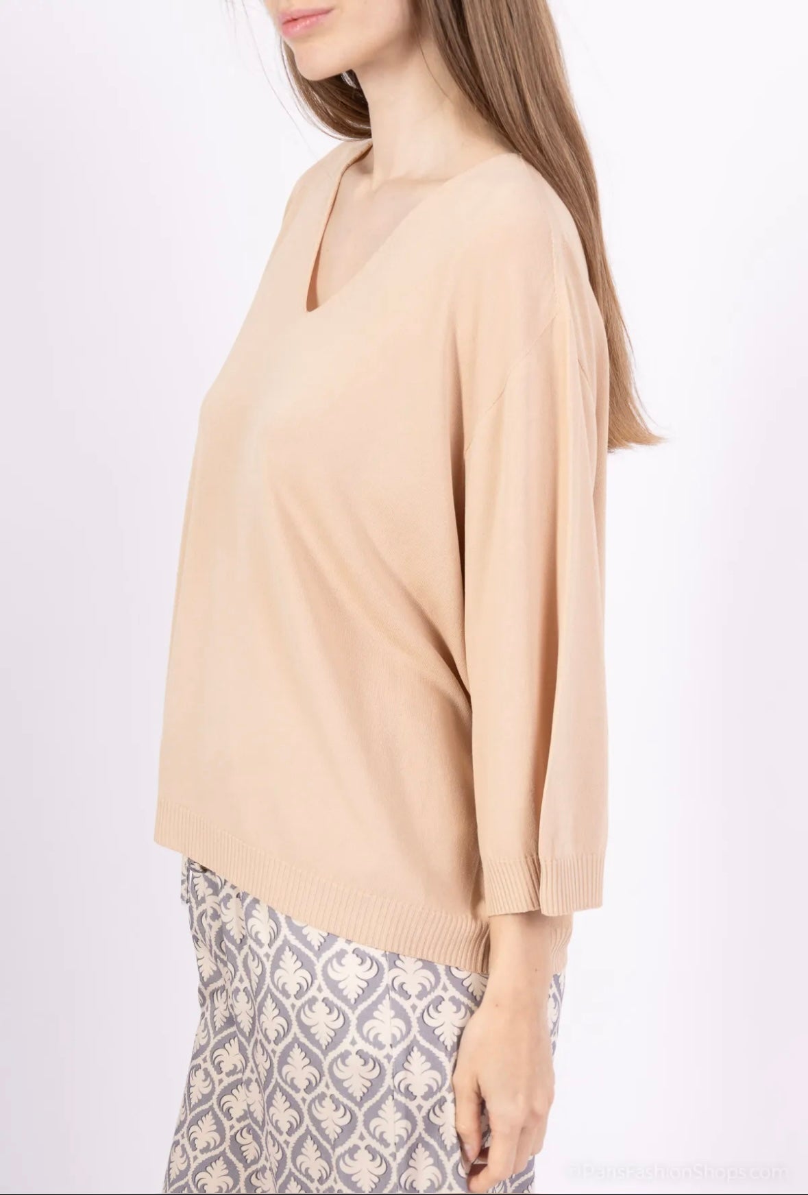 Kevyt neule beige