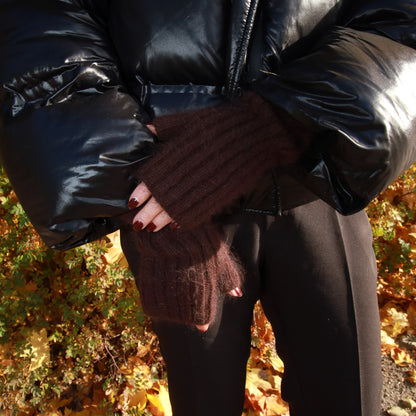 Soni-kynsikäs, ruskea