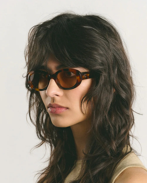 Corlin Capri, Tortoise kaneli