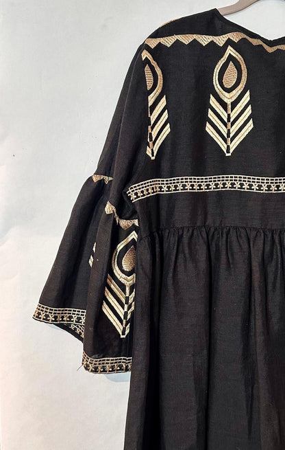 Greek midi mekko kellohihoilla, musta