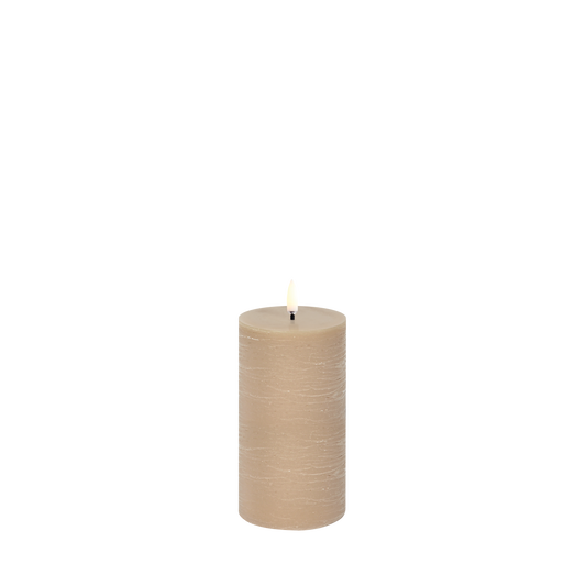 LED-pöytäkynttilä, beige rustiikkinen Ø 7,8 x 15 cm